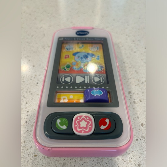 VTech touch and swipe baby phone in pink - Picture 1 of 4